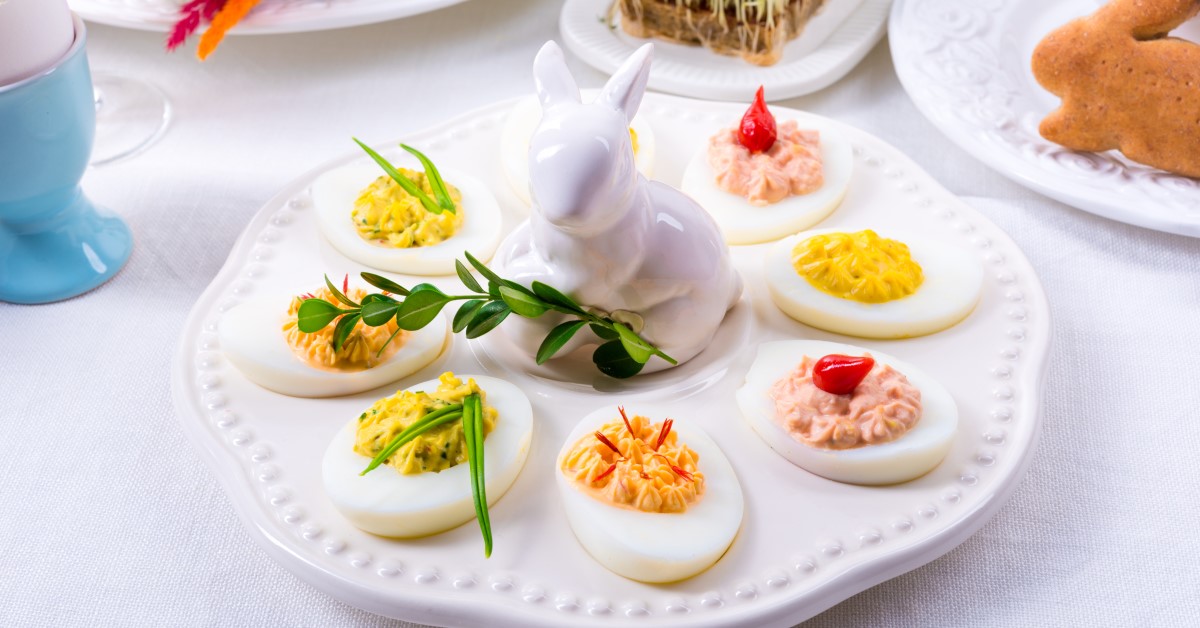 faszerowane jajka na śniadanie wielkanocne