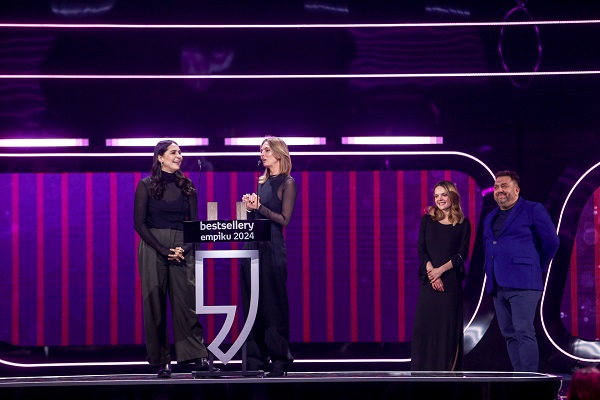 Jagoda Szelc i Klara Kochańska-Bajon