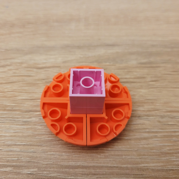 jak zbudować meduzę z lego?