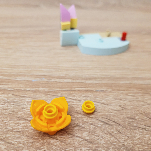 jak zbudować rafę koralową z lego?