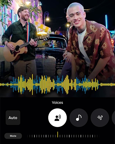 Na nagraniu widoczne są obiekty z falami dźwiękowymi pośrodku. W Audio Eraser można zmniejszyć niechciany hałas od 0 do -100. Przy -100 opcja Wycisz jest podświetlona.