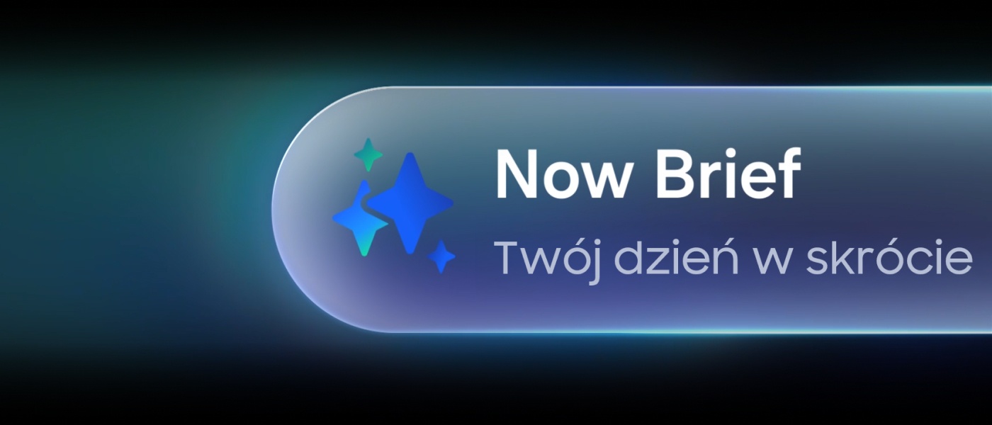 Now Bar przechodzi od lewej do prawej z powiadomieniem z Now Brief. Następnie Now Bar przemieszcza się na dół głównego ekranu Galaxy S25 Plus, który staje się wyraźniejszy. Trzy kolejne powiadomienia z Now Bar pojawiają się jedno nad drugim: timer, muzyka i ćwiczenia.