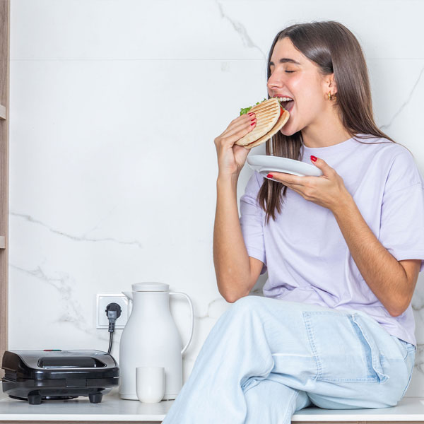 opiekacz Black+Decker BXSA754E